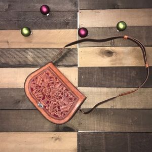 Discover something unique in this Peruvian Purse!